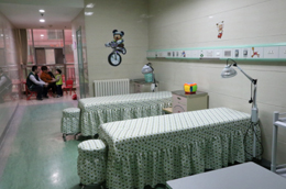 宝鸡妇幼保健院儿童发展科小儿推拿、针灸理疗业务侧记