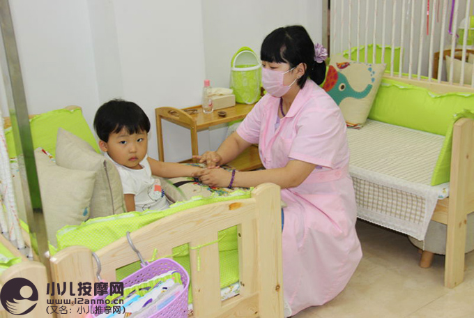 通辽市通经堂小儿推拿馆