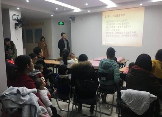 柳州市开展小儿推拿